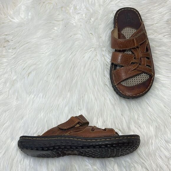Born Brown Woven Slide Sandals Sz 3 - Picture 1 of 7